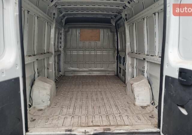 Белый Пежо Boxer, объемом двигателя 2.2 л и пробегом 155 тыс. км за 6800 $, фото 18 на Automoto.ua
