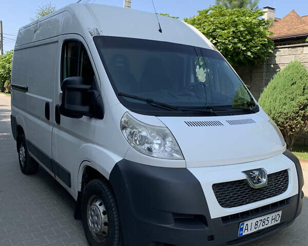 Белый Пежо Boxer, объемом двигателя 2.2 л и пробегом 370 тыс. км за 9900 $, фото 2 на Automoto.ua