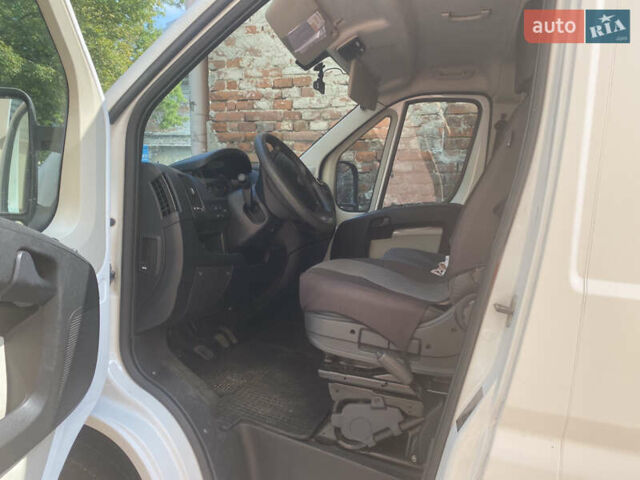 Белый Пежо Boxer, объемом двигателя 2.2 л и пробегом 3 тыс. км за 9500 $, фото 4 на Automoto.ua