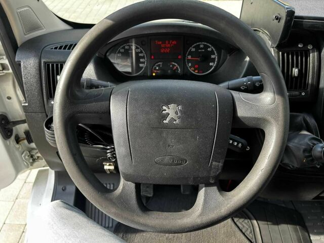 Белый Пежо Boxer, объемом двигателя 2.2 л и пробегом 490 тыс. км за 9990 $, фото 10 на Automoto.ua