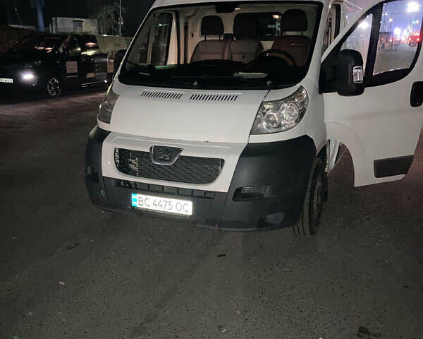 Белый Пежо Boxer, объемом двигателя 2.2 л и пробегом 3 тыс. км за 9500 $, фото 1 на Automoto.ua