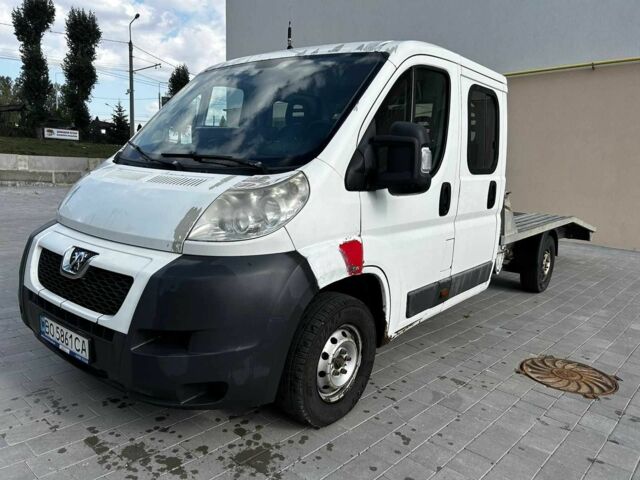 Белый Пежо Boxer, объемом двигателя 2.2 л и пробегом 490 тыс. км за 9990 $, фото 1 на Automoto.ua