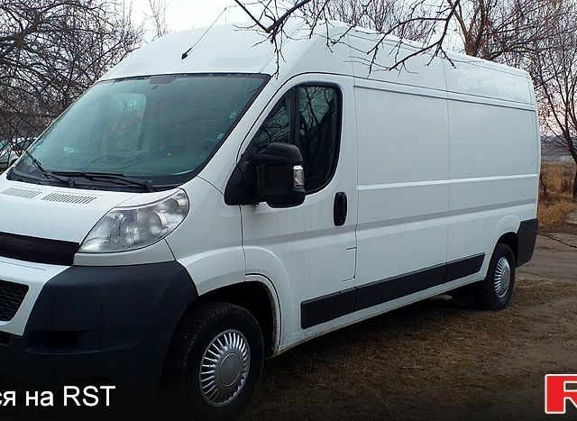 Белый Пежо Boxer, объемом двигателя 2.2 л и пробегом 186 тыс. км за 10500 $, фото 4 на Automoto.ua