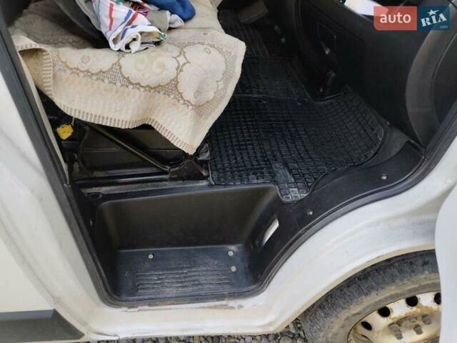 Белый Пежо Boxer, объемом двигателя 2.2 л и пробегом 293 тыс. км за 8700 $, фото 18 на Automoto.ua