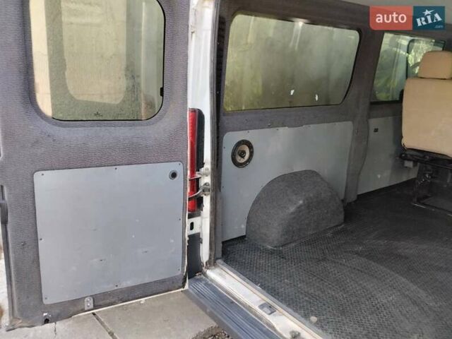 Белый Пежо Boxer, объемом двигателя 2.2 л и пробегом 293 тыс. км за 8700 $, фото 2 на Automoto.ua