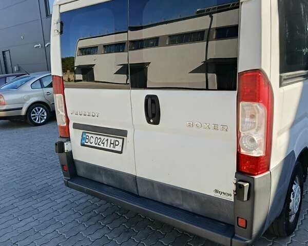 Белый Пежо Boxer, объемом двигателя 2.2 л и пробегом 293 тыс. км за 8700 $, фото 3 на Automoto.ua