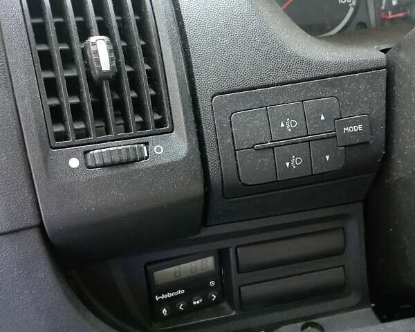 Белый Пежо Boxer, объемом двигателя 2.2 л и пробегом 325 тыс. км за 14995 $, фото 3 на Automoto.ua