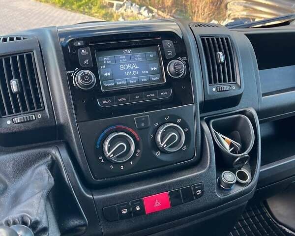 Білий Пежо Boxer, об'ємом двигуна 3 л та пробігом 338 тис. км за 14000 $, фото 6 на Automoto.ua