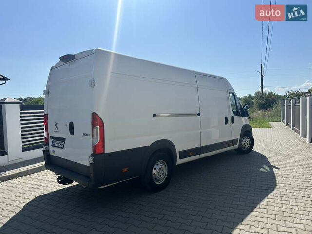 Белый Пежо Boxer, объемом двигателя 2.2 л и пробегом 300 тыс. км за 14300 $, фото 2 на Automoto.ua