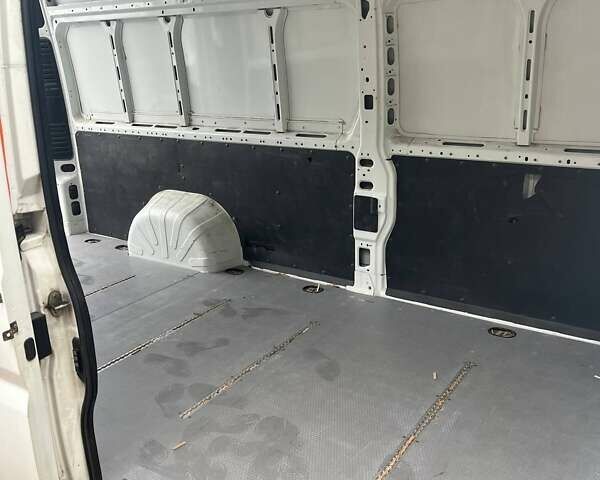 Білий Пежо Boxer, об'ємом двигуна 3 л та пробігом 338 тис. км за 14000 $, фото 2 на Automoto.ua