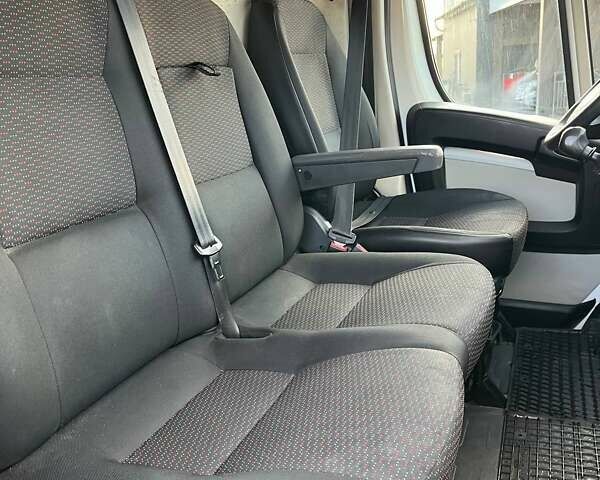 Білий Пежо Boxer, об'ємом двигуна 3 л та пробігом 338 тис. км за 14000 $, фото 8 на Automoto.ua
