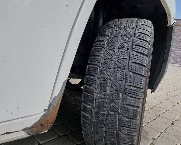 Білий Пежо Boxer, об'ємом двигуна 2.2 л та пробігом 550 тис. км за 9200 $, фото 42 на Automoto.ua