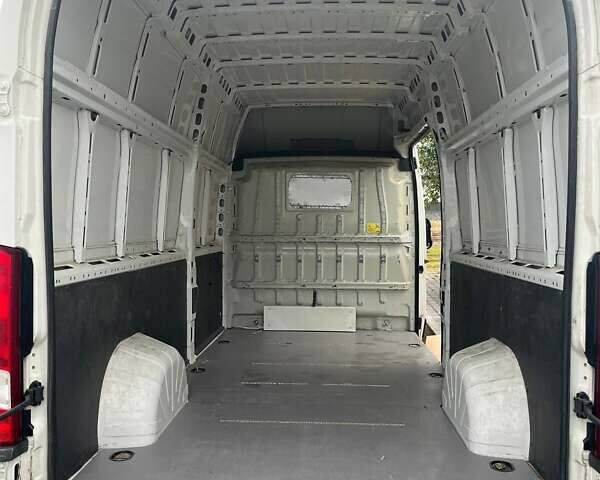 Білий Пежо Boxer, об'ємом двигуна 3 л та пробігом 338 тис. км за 14000 $, фото 1 на Automoto.ua