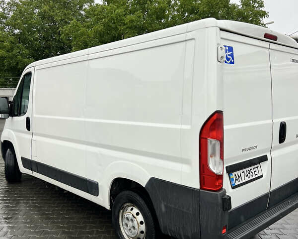 Білий Пежо Boxer, об'ємом двигуна 2.2 л та пробігом 310 тис. км за 12500 $, фото 1 на Automoto.ua