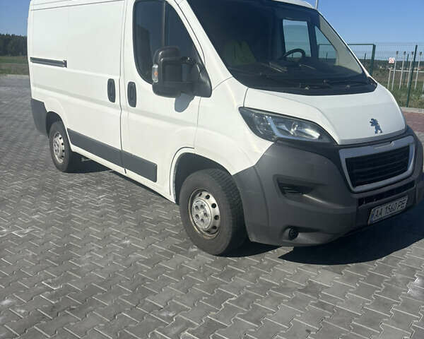 Белый Пежо Boxer, объемом двигателя 2.2 л и пробегом 216 тыс. км за 9300 $, фото 2 на Automoto.ua