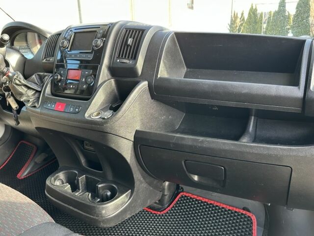 Білий Пежо Boxer, об'ємом двигуна 2 л та пробігом 600 тис. км за 11500 $, фото 7 на Automoto.ua