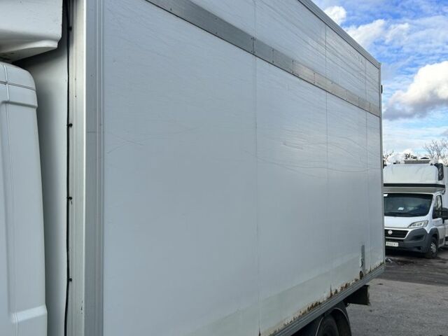 Белый Пежо Boxer, объемом двигателя 2.2 л и пробегом 436 тыс. км за 16500 $, фото 2 на Automoto.ua