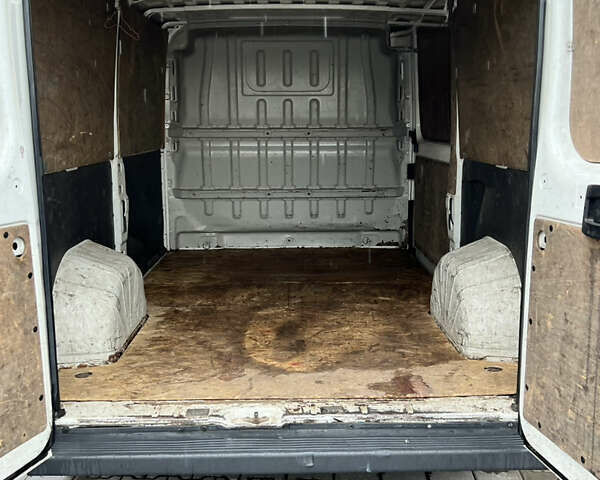 Білий Пежо Boxer, об'ємом двигуна 2.2 л та пробігом 310 тис. км за 12500 $, фото 12 на Automoto.ua