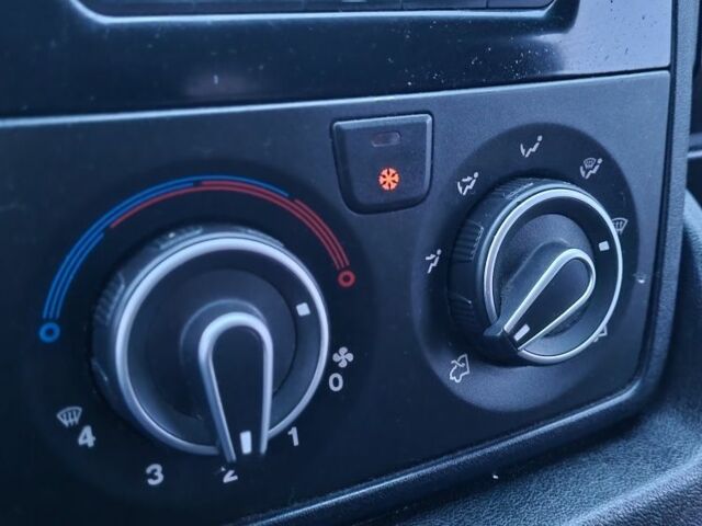 Білий Пежо Boxer, об'ємом двигуна 3 л та пробігом 345 тис. км за 12650 $, фото 5 на Automoto.ua