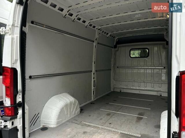 Белый Пежо Boxer, объемом двигателя 2 л и пробегом 227 тыс. км за 13500 $, фото 9 на Automoto.ua