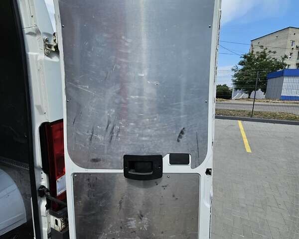 Білий Пежо Boxer, об'ємом двигуна 2 л та пробігом 295 тис. км за 13700 $, фото 18 на Automoto.ua