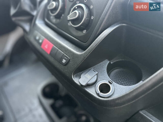 Белый Пежо Boxer, объемом двигателя 2 л и пробегом 261 тыс. км за 13200 $, фото 35 на Automoto.ua