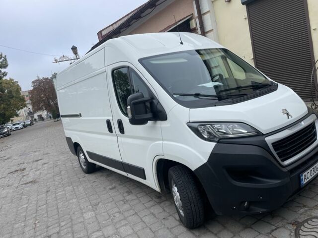 Белый Пежо Boxer, объемом двигателя 2 л и пробегом 250 тыс. км за 14000 $, фото 1 на Automoto.ua