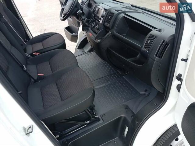 Білий Пежо Boxer, об'ємом двигуна 2.2 л та пробігом 161 тис. км за 14700 $, фото 17 на Automoto.ua