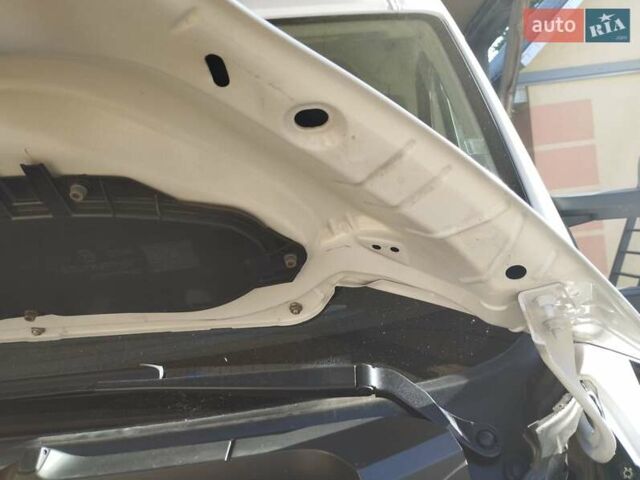 Білий Пежо Boxer, об'ємом двигуна 2.2 л та пробігом 107 тис. км за 15900 $, фото 30 на Automoto.ua