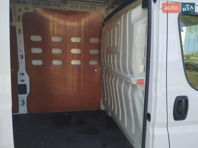 Білий Пежо Boxer, об'ємом двигуна 2.2 л та пробігом 107 тис. км за 15900 $, фото 11 на Automoto.ua