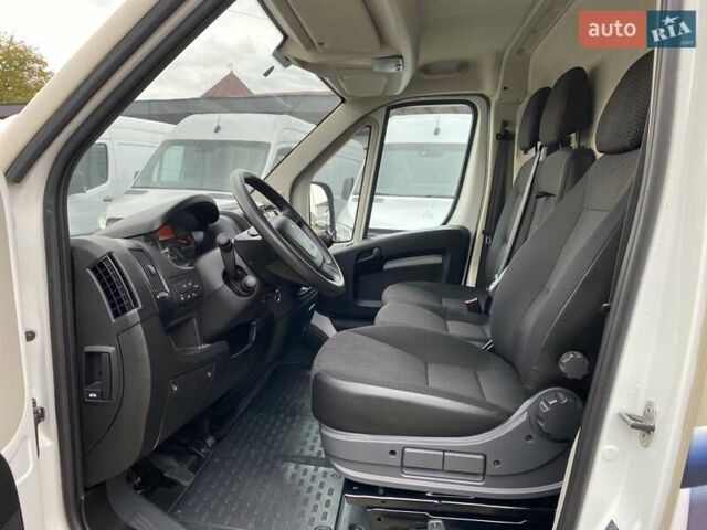 Белый Пежо Boxer, объемом двигателя 2.2 л и пробегом 175 тыс. км за 14950 $, фото 27 на Automoto.ua