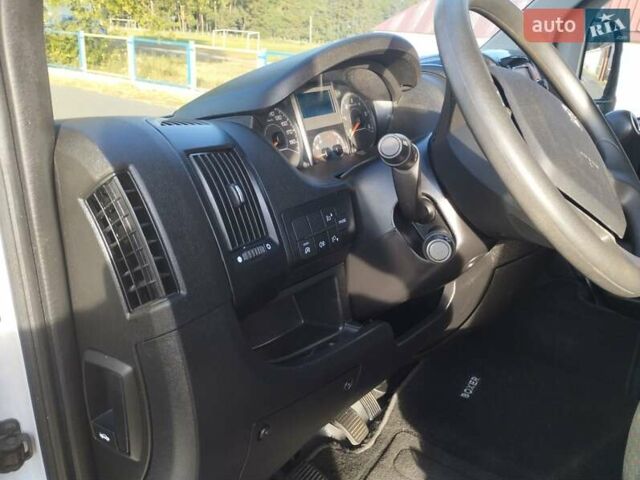 Білий Пежо Boxer, об'ємом двигуна 2.2 л та пробігом 107 тис. км за 15900 $, фото 14 на Automoto.ua