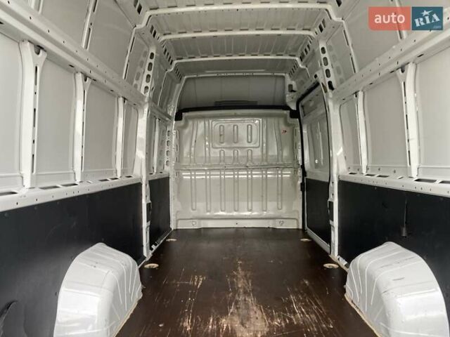 Белый Пежо Boxer, объемом двигателя 2.2 л и пробегом 175 тыс. км за 14950 $, фото 16 на Automoto.ua