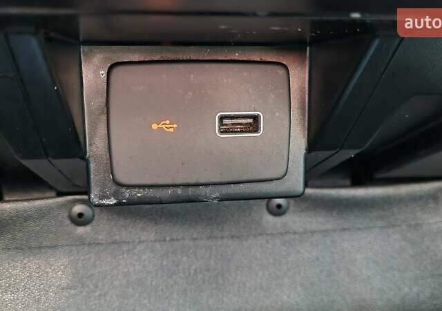Білий Пежо Boxer, об'ємом двигуна 2.2 л та пробігом 245 тис. км за 18300 $, фото 4 на Automoto.ua