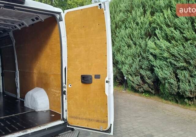 Білий Пежо Boxer, об'ємом двигуна 2.2 л та пробігом 245 тис. км за 18300 $, фото 39 на Automoto.ua