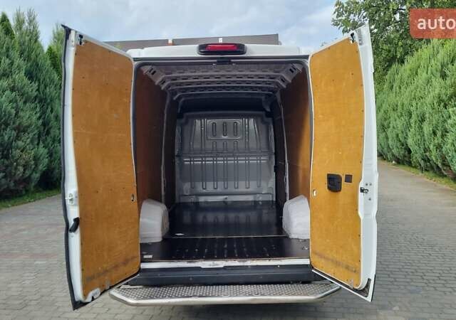 Білий Пежо Boxer, об'ємом двигуна 2.2 л та пробігом 245 тис. км за 18300 $, фото 41 на Automoto.ua