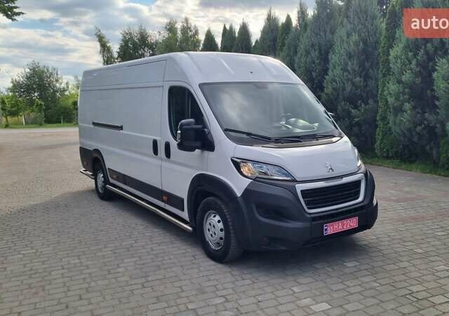 Білий Пежо Boxer, об'ємом двигуна 2.2 л та пробігом 245 тис. км за 18300 $, фото 60 на Automoto.ua