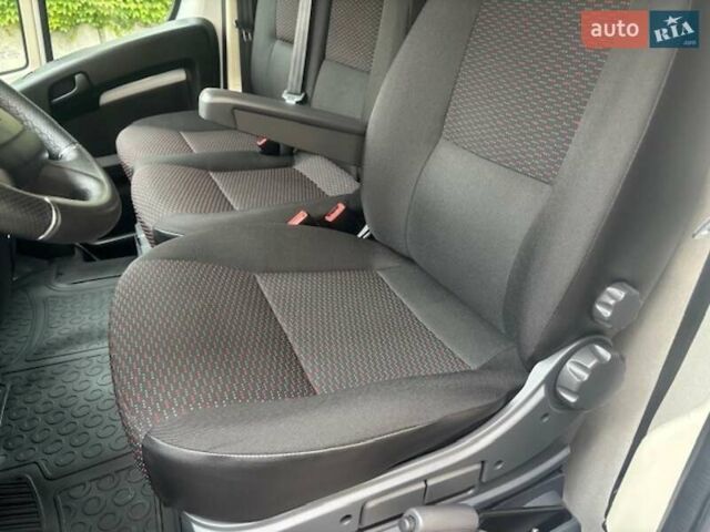 Белый Пежо Boxer, объемом двигателя 2.2 л и пробегом 10 тыс. км за 28000 $, фото 2 на Automoto.ua