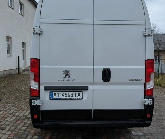 Білий Пежо Boxer, об'ємом двигуна 2.2 л та пробігом 83 тис. км за 19800 $, фото 5 на Automoto.ua