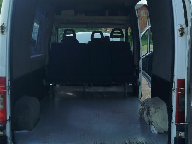 Білий Пежо Boxer, об'ємом двигуна 2.2 л та пробігом 360 тис. км за 4500 $, фото 5 на Automoto.ua