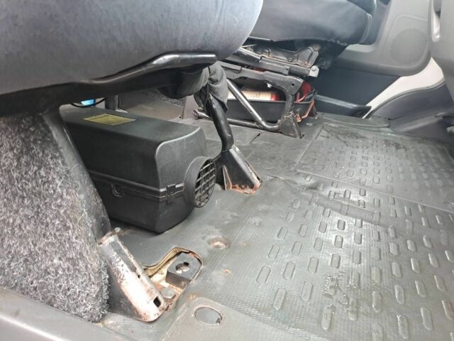 Білий Пежо Boxer, об'ємом двигуна 2.2 л та пробігом 195 тис. км за 10000 $, фото 6 на Automoto.ua