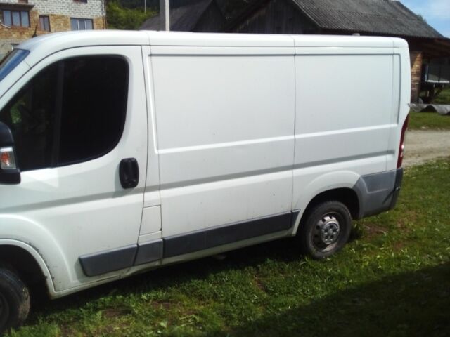 Белый Пежо Boxer, объемом двигателя 2.2 л и пробегом 280 тыс. км за 7096 $, фото 4 на Automoto.ua