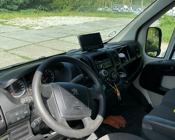 Білий Пежо Boxer, об'ємом двигуна 2.2 л та пробігом 390 тис. км за 8400 $, фото 3 на Automoto.ua