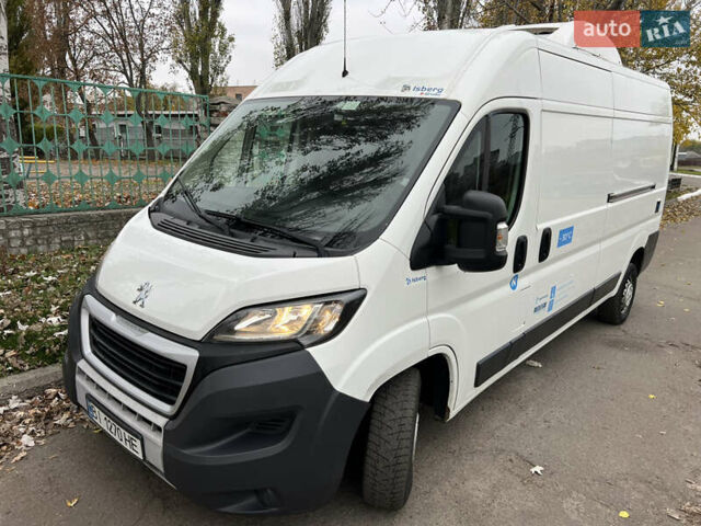 Белый Пежо Boxer, объемом двигателя 2 л и пробегом 312 тыс. км за 15000 $, фото 1 на Automoto.ua