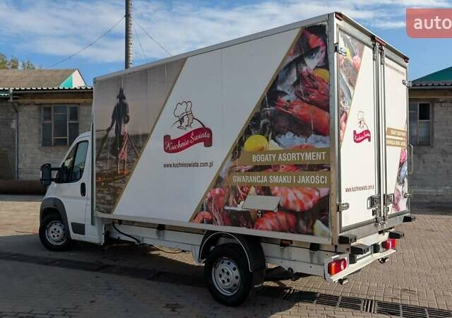 Белый Пежо Boxer, объемом двигателя 0 л и пробегом 260 тыс. км за 18500 $, фото 1 на Automoto.ua