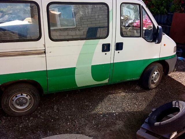 Белый Пежо Boxer, объемом двигателя 2.4 л и пробегом 443 тыс. км за 2900 $, фото 2 на Automoto.ua