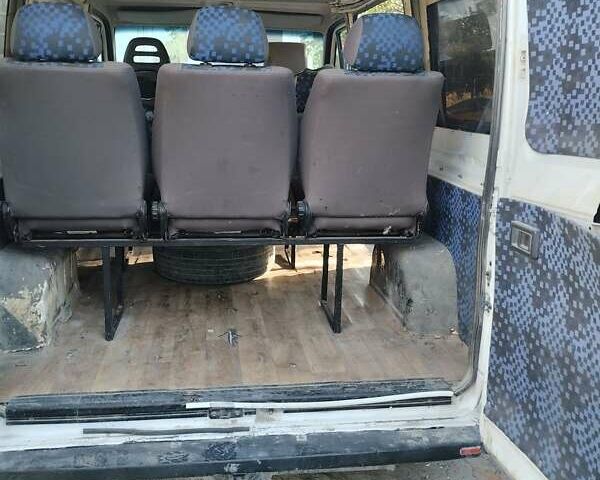 Белый Пежо Boxer, объемом двигателя 2.2 л и пробегом 430 тыс. км за 3700 $, фото 9 на Automoto.ua