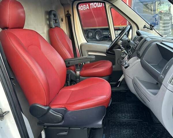 Белый Пежо Boxer, объемом двигателя 2.2 л и пробегом 500 тыс. км за 9200 $, фото 8 на Automoto.ua