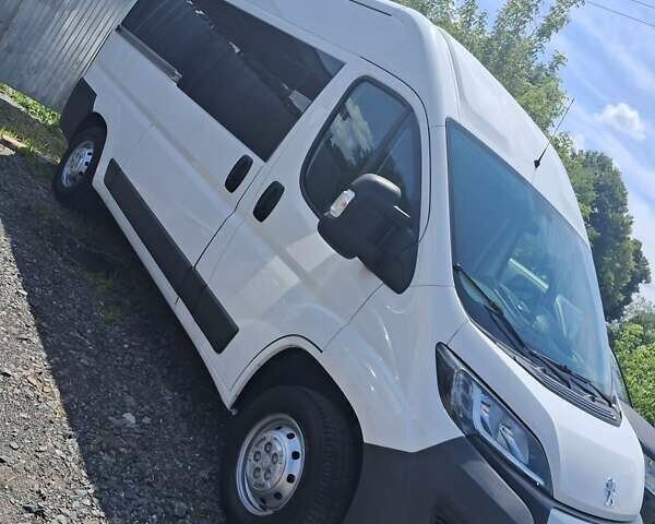 Белый Пежо Boxer, объемом двигателя 2.2 л и пробегом 274 тыс. км за 17200 $, фото 10 на Automoto.ua