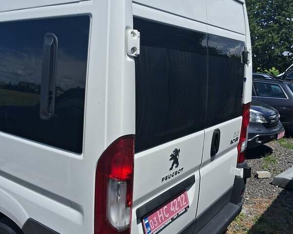Белый Пежо Boxer, объемом двигателя 2.2 л и пробегом 274 тыс. км за 17200 $, фото 1 на Automoto.ua